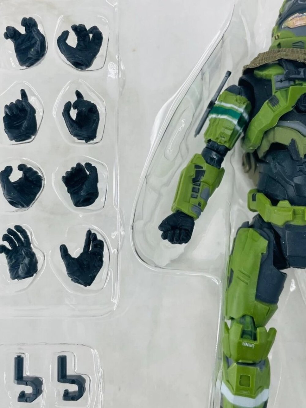 Halo Reach Jun-A266 Noble Three Re:Edit 6" Figure w/ Weapon Toy - Picture 4 of 9